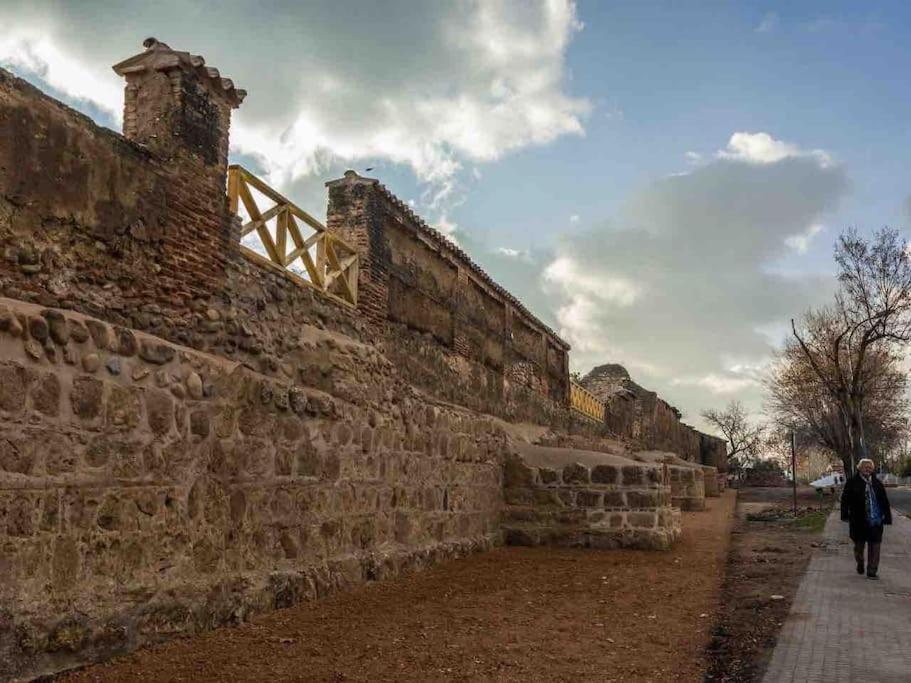 Eco Alojamiento La Cartuja De Talamanca Talamanca de Jarama Luaran gambar